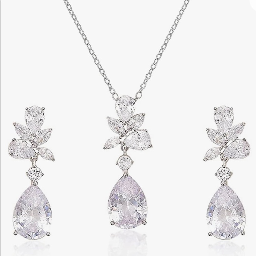 Beautiful Wedding or Prom Jewelry